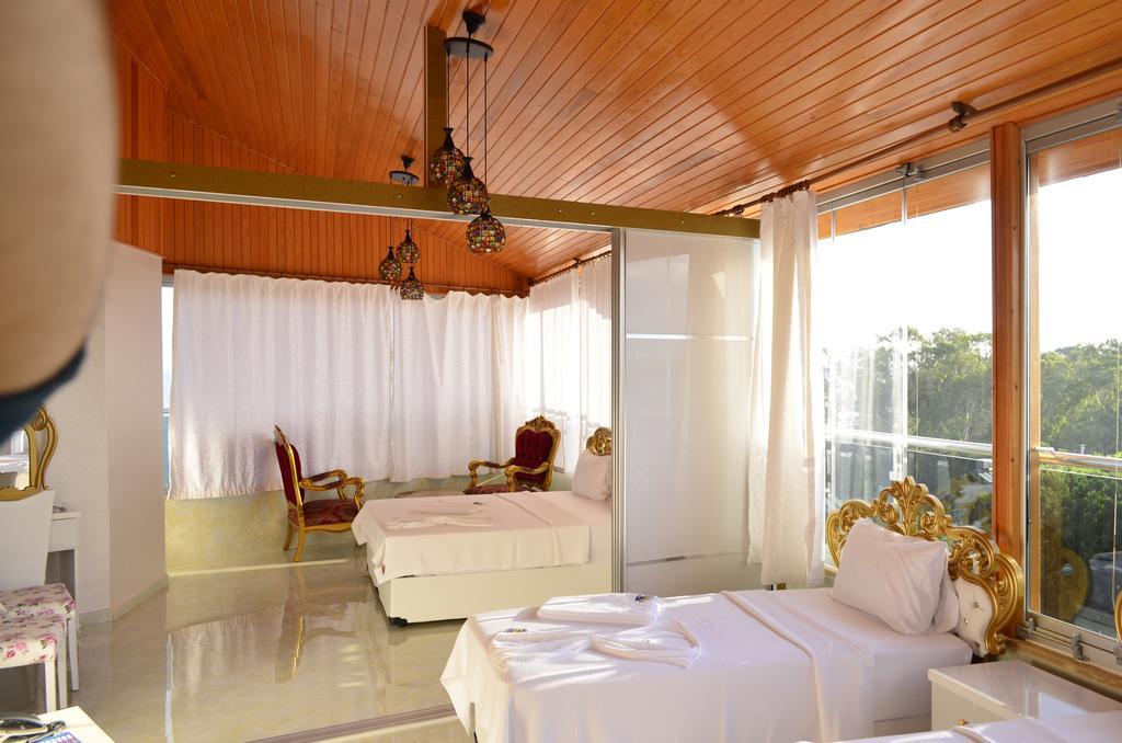 Alev Palace Otel Arsuz Chambre photo