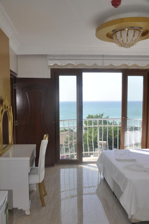 Alev Palace Otel Arsuz Chambre photo